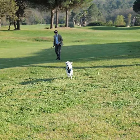 Charmantes Haus Im Golf Club Tropez Casa vacanze