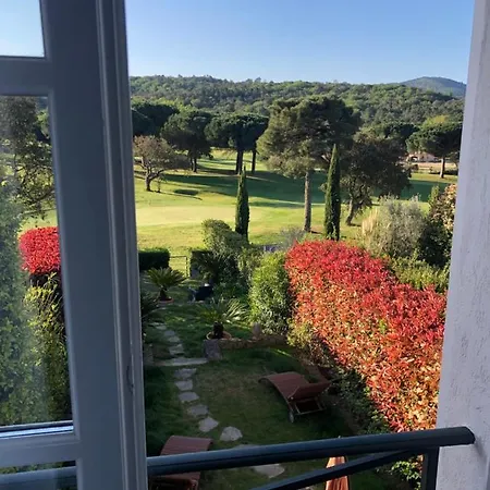 Holiday home Charmantes Haus Im Golf Club Tropez