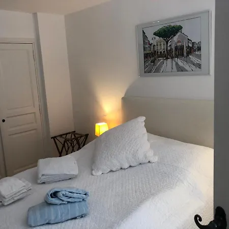 Casa vacanze Charmantes Haus Im Golf Club Tropez *